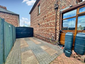 Photo 21- click for photo gallery